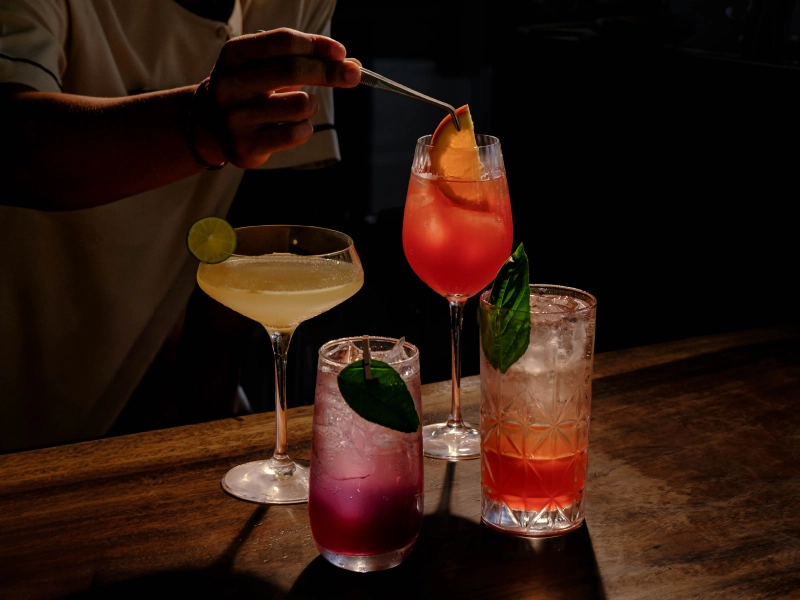 Happy Hour – Buy One, Get One